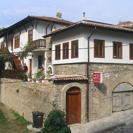 Hostel Mostel Veliko Tŭrnovo Eksteriør bilde