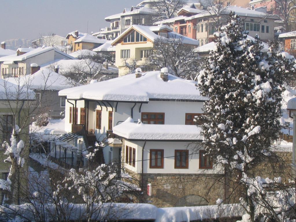 Hostel Mostel Veliko Tŭrnovo Eksteriør bilde