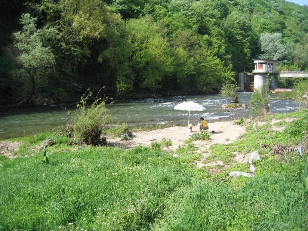 Hostel Mostel Veliko Tŭrnovo Eksteriør bilde