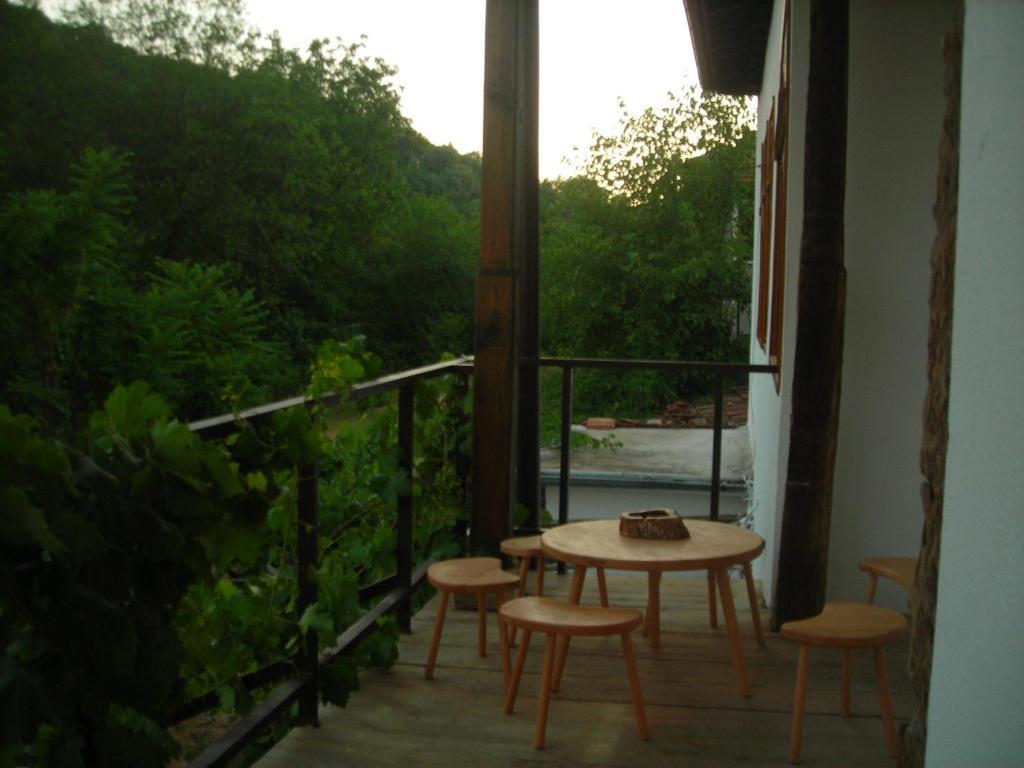 Hostel Mostel Veliko Tŭrnovo Eksteriør bilde